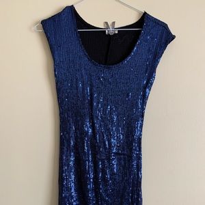 Sequin dress with back cut out